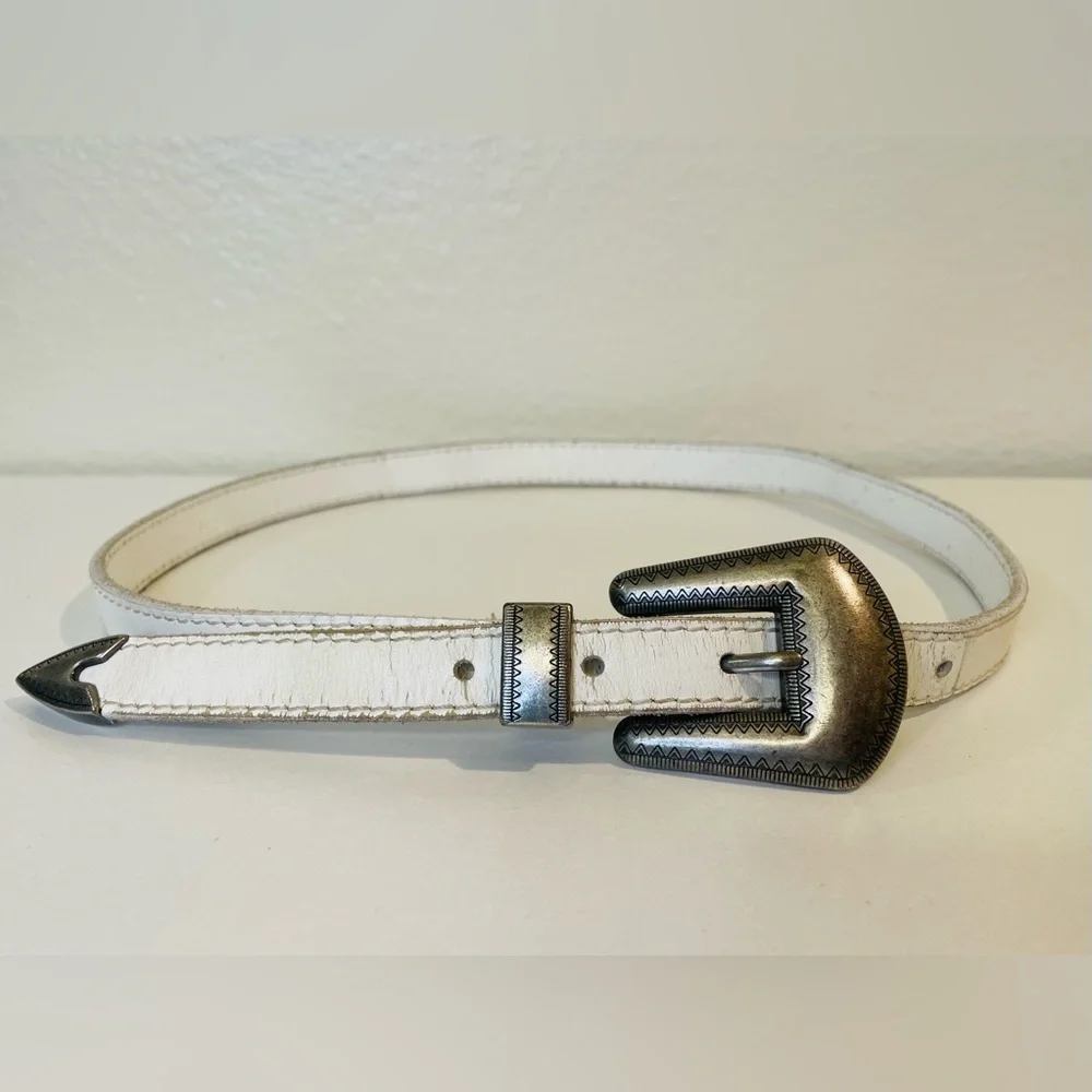 Western Urban‎ Outfitters White Cow Leather Thin Belt with Silver Buckle Size S